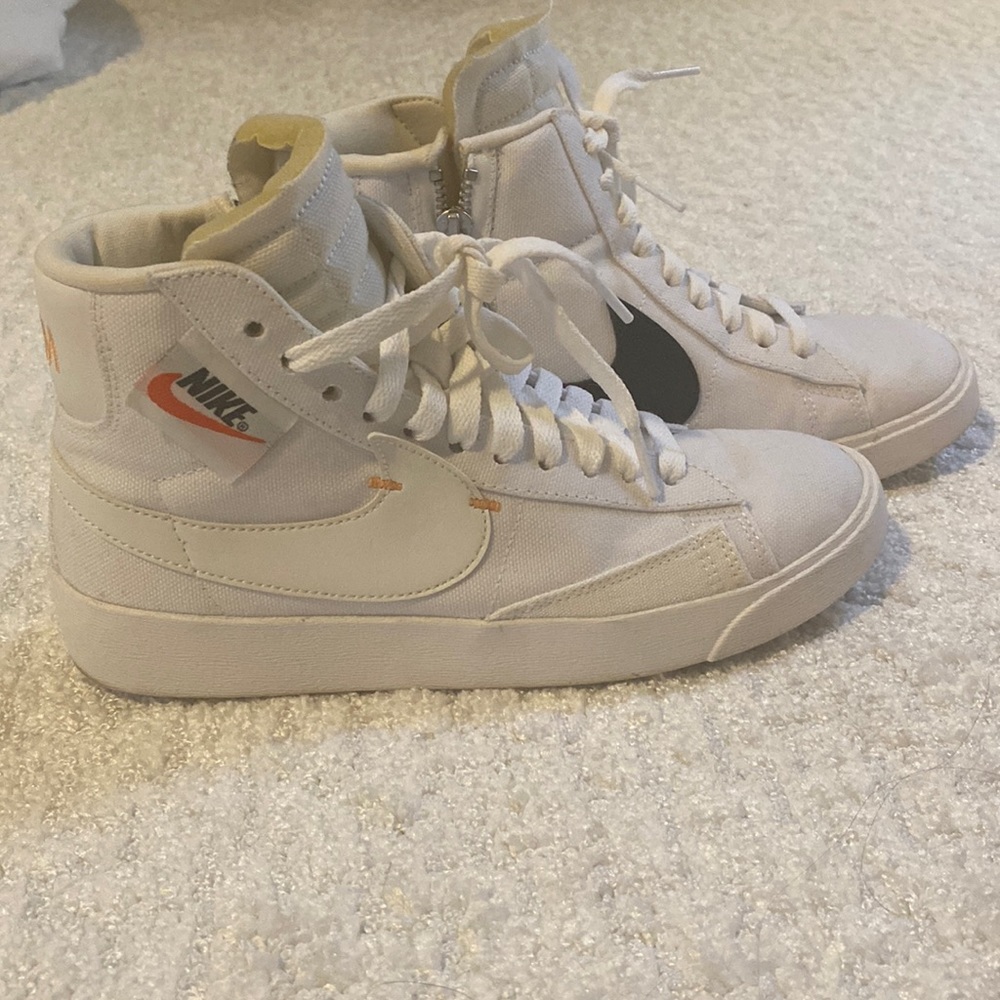 Nike Blazer Mid Rebel shoes